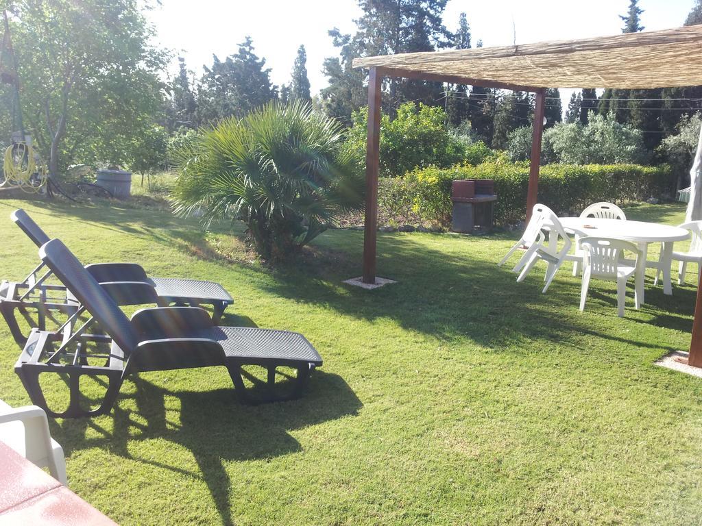Bed and Breakfast Al Sole Di Пула Екстер'єр фото